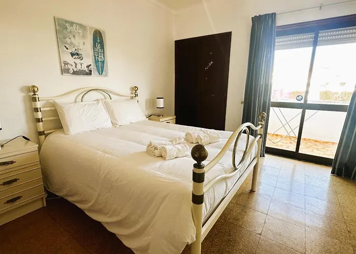 Charles House - Baleal * Ferrel (Leiria)